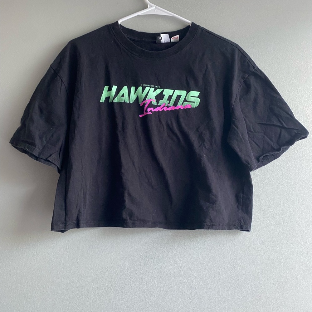 Divided Black Graphic Crop Top